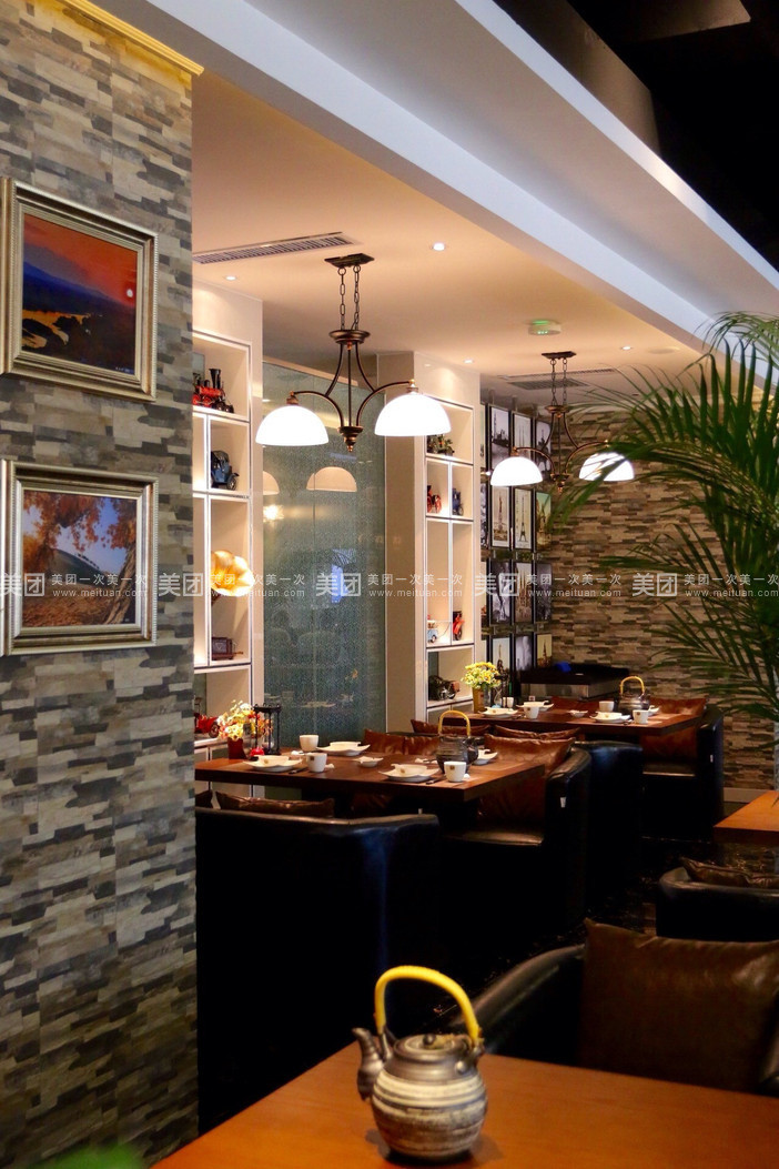 【开云电竞】斗鱼冯提莫让妹妹直播跳拉丁舞(图2) 开云电竞官网